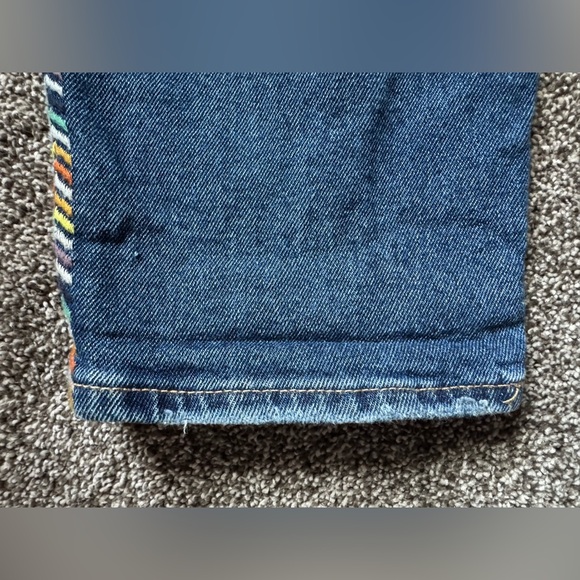 Knox Rose Cropped Semi-Distressed Embroidered Women's Jeans - Picture 12 of 17